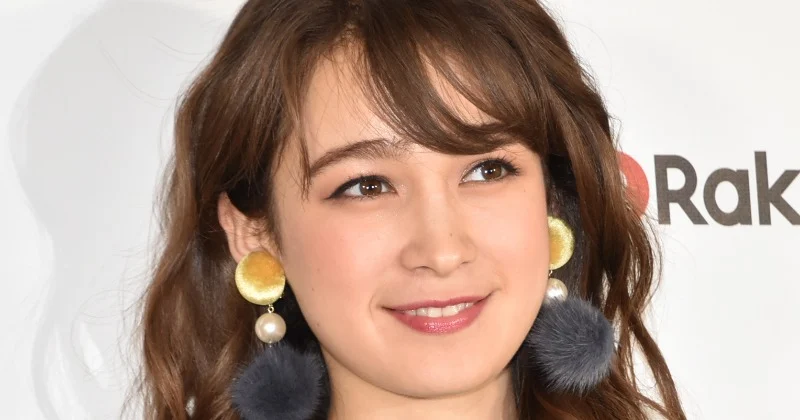 藤井サチのアップの画像